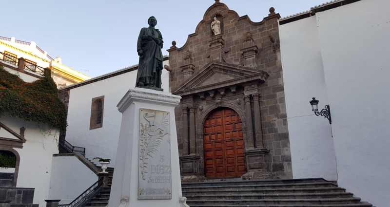 Una ruta guiada propone redescubrir la historia de Santa Cruz de La ...