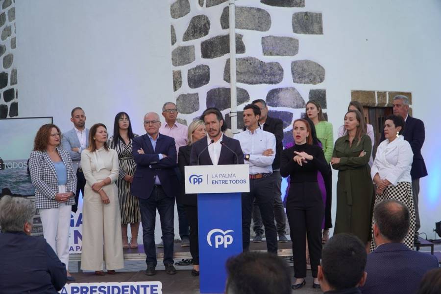 Presentación de la candidatura de Mariano Zapata.