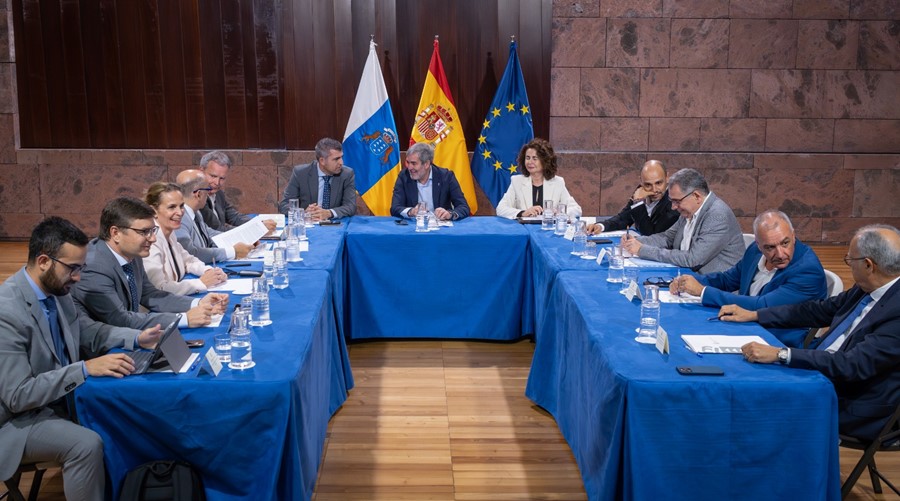 El Gobierno traslada a los grupos parlamentarios una "solución canaria ...