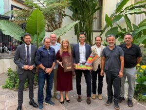 Foto de grupo en el parlamento