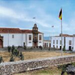 La plaza e Iglesia de Los Sauces. 1895. FEDAC. Restaurada y coloreada por Abraham T. Díaz Abreu.